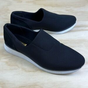 Louise et Cie Black Slip On Shoes Size 8.5
